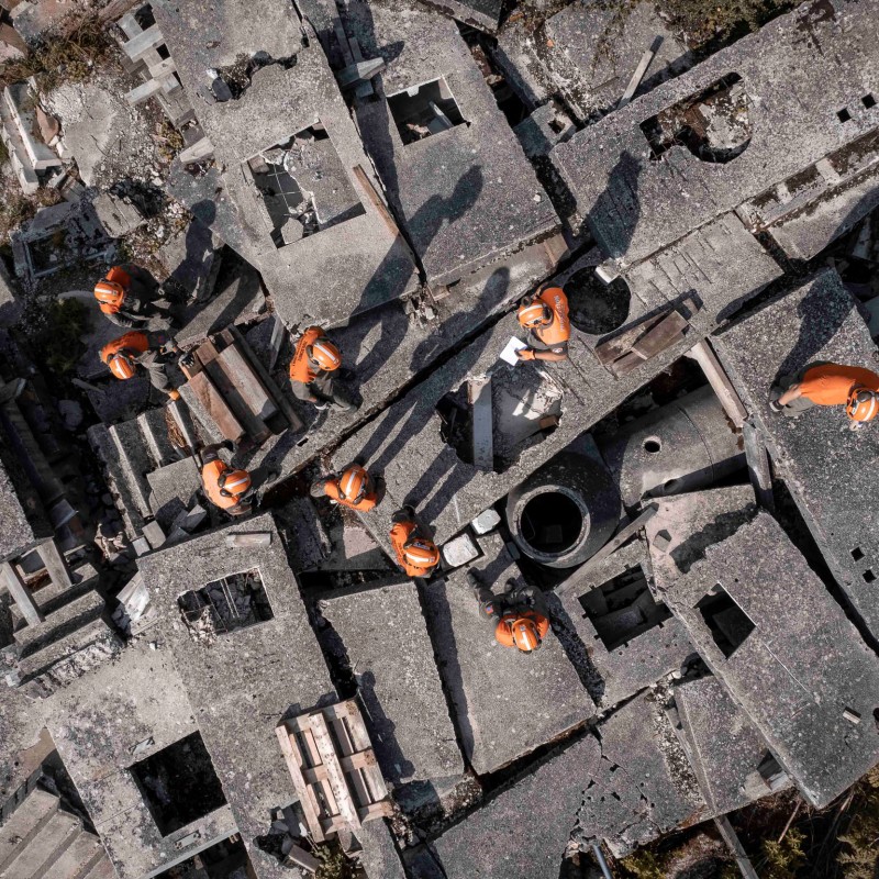 Recherche décombres